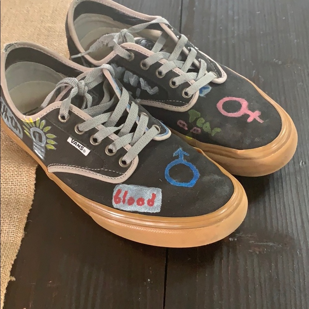 Custom hand painted vans ultracush size 9